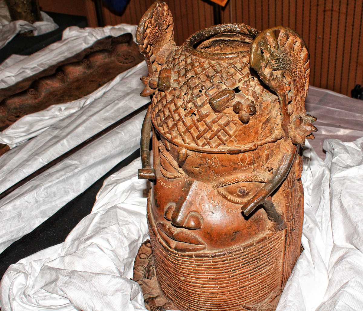 The Royal Palace Of Oba Of Benin.jpg 1